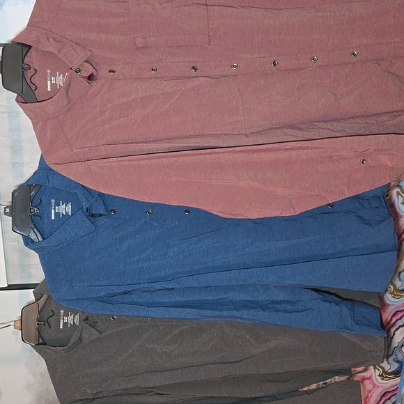 2XL Swiss Tech Set Of 3 Gray, Red, Blue Casual Botton Down Shirts - Picture 2 of 12